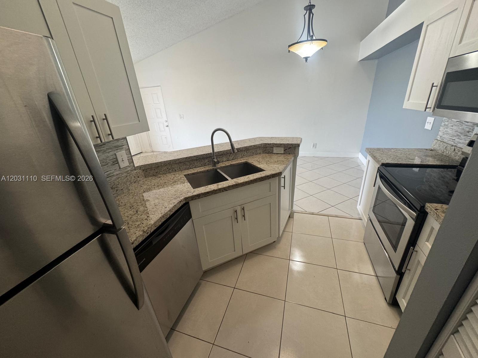 Summerbreeze Condo