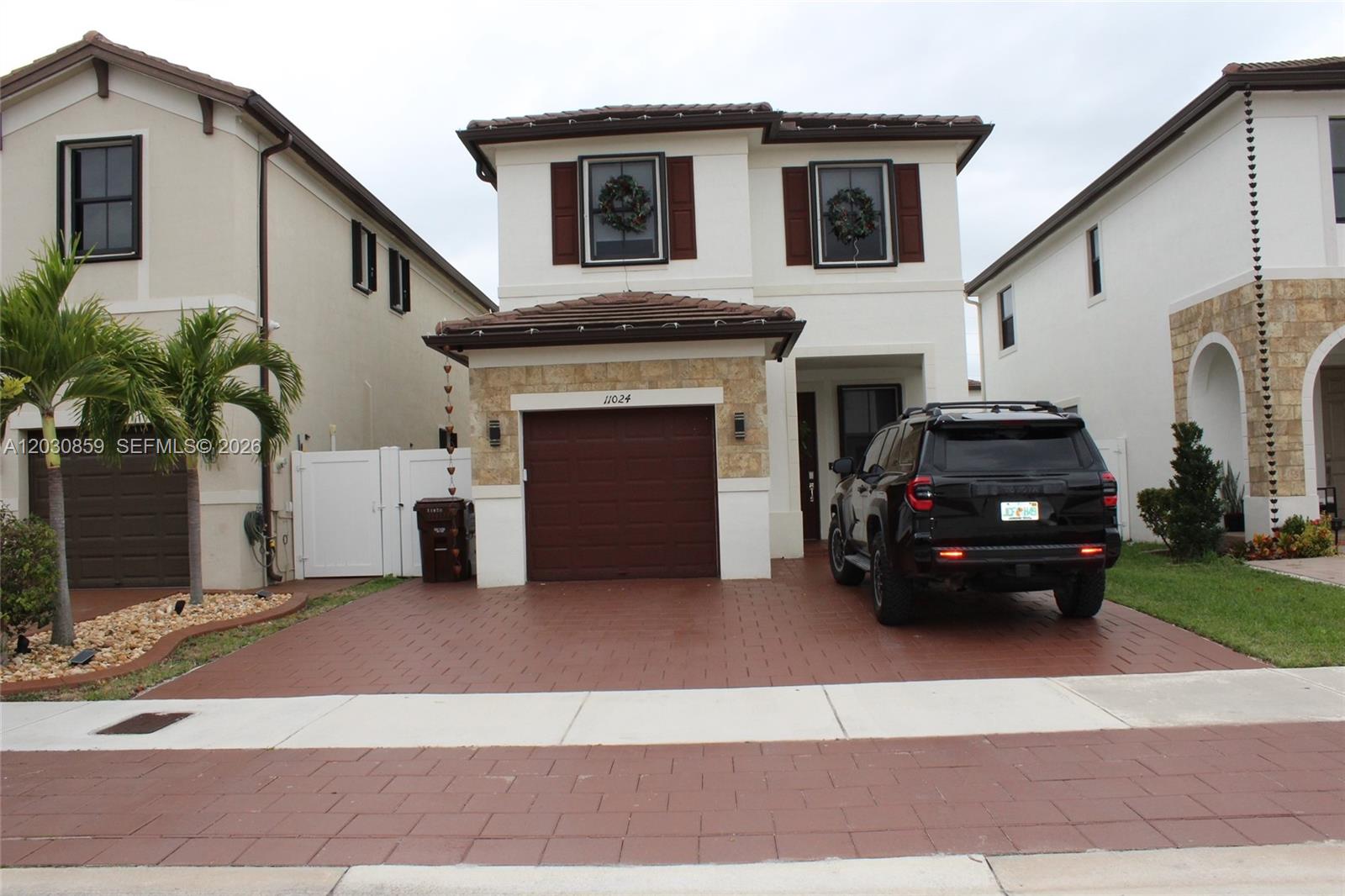 10908 W 32nd Ln, Hialeah, FL 33018