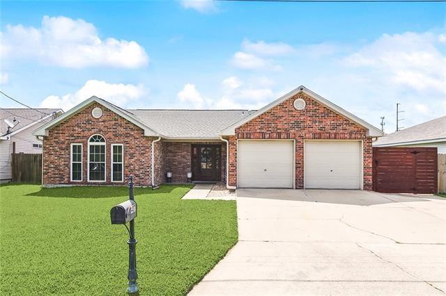 Photo 1 of Single family home for sale at 407 E 3rd Street, Belle Chasse, LA 70037 | MLS# 2561374 | Listing updated on 2026-09-11