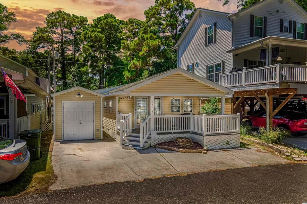 6001 - 165 S Kings Hwy. Myrtle Beach, SC 29575