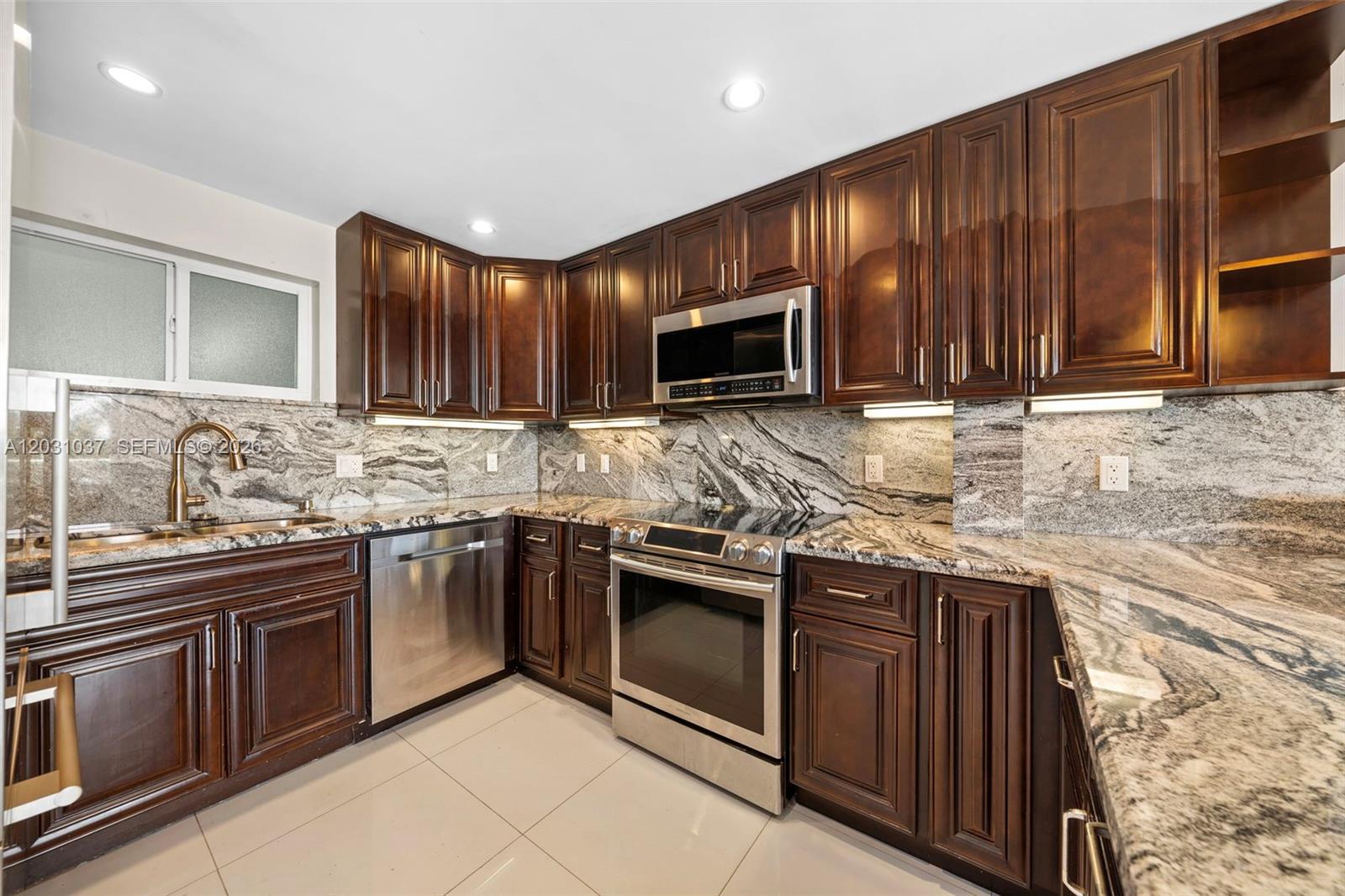 Property photo # 4
