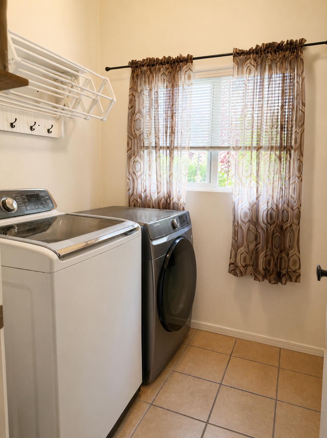 Photo 15 — 9904 Rio Corto Avenue SW