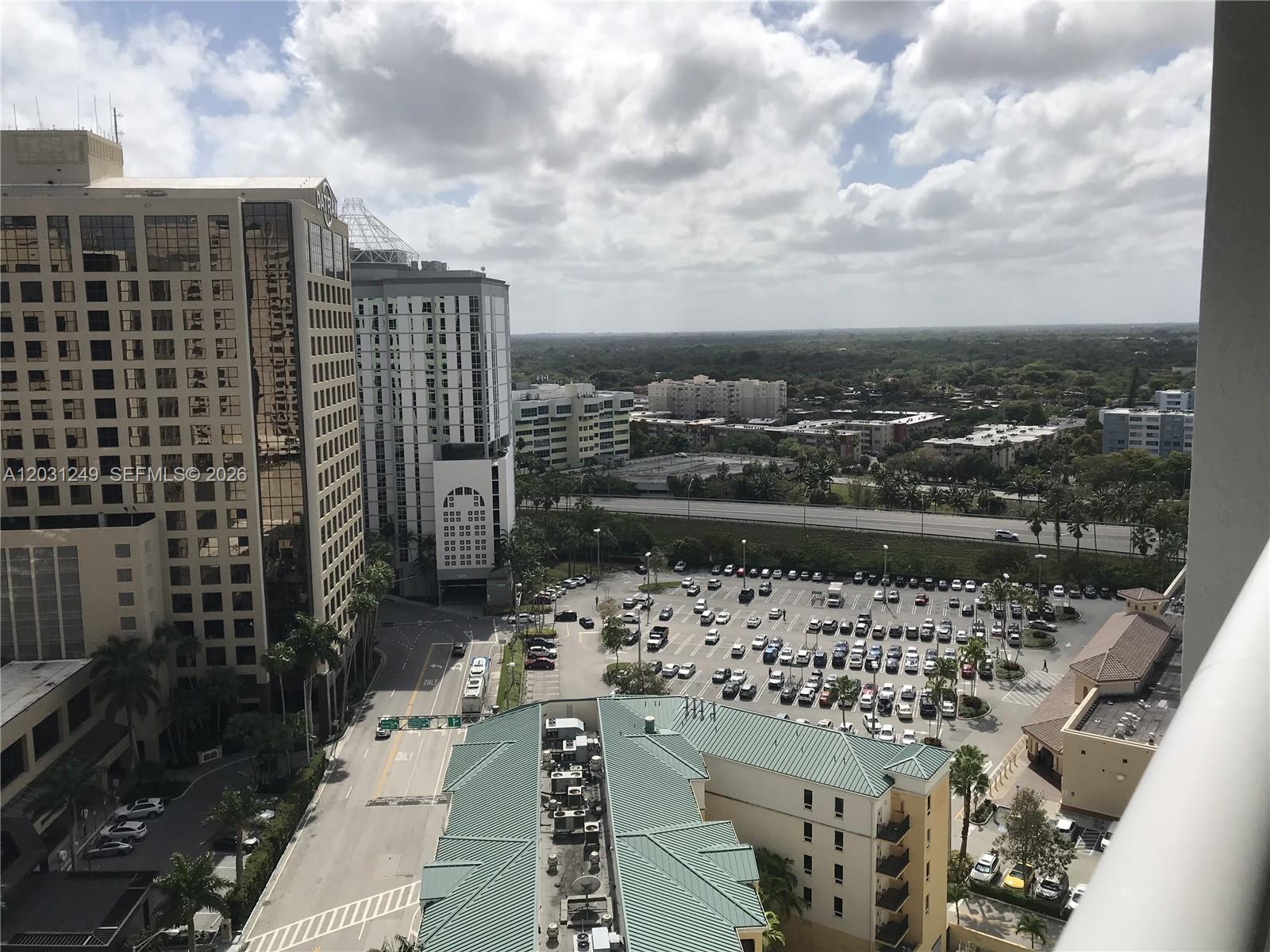 Metropolis I At Dadeland