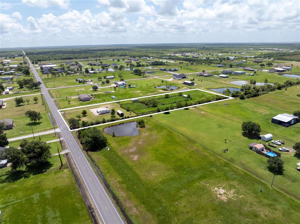 401 Parish Line Road — photo 5