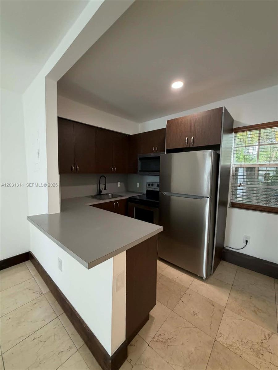 Property photo # 6
