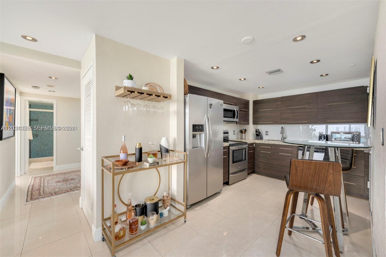 Property photo # 4