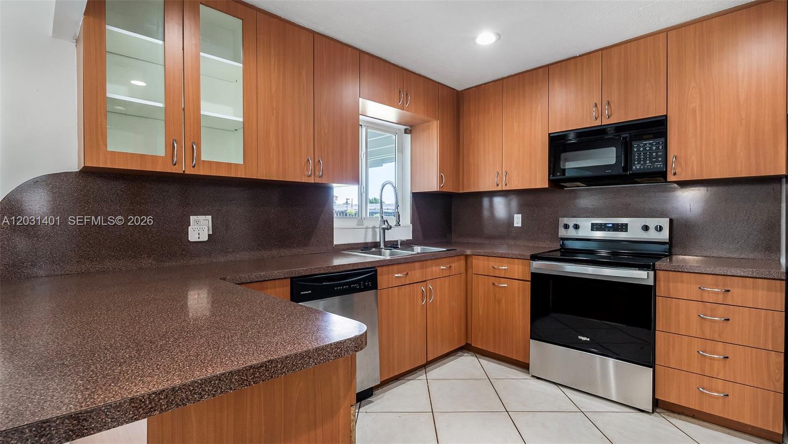 Property photo # 7