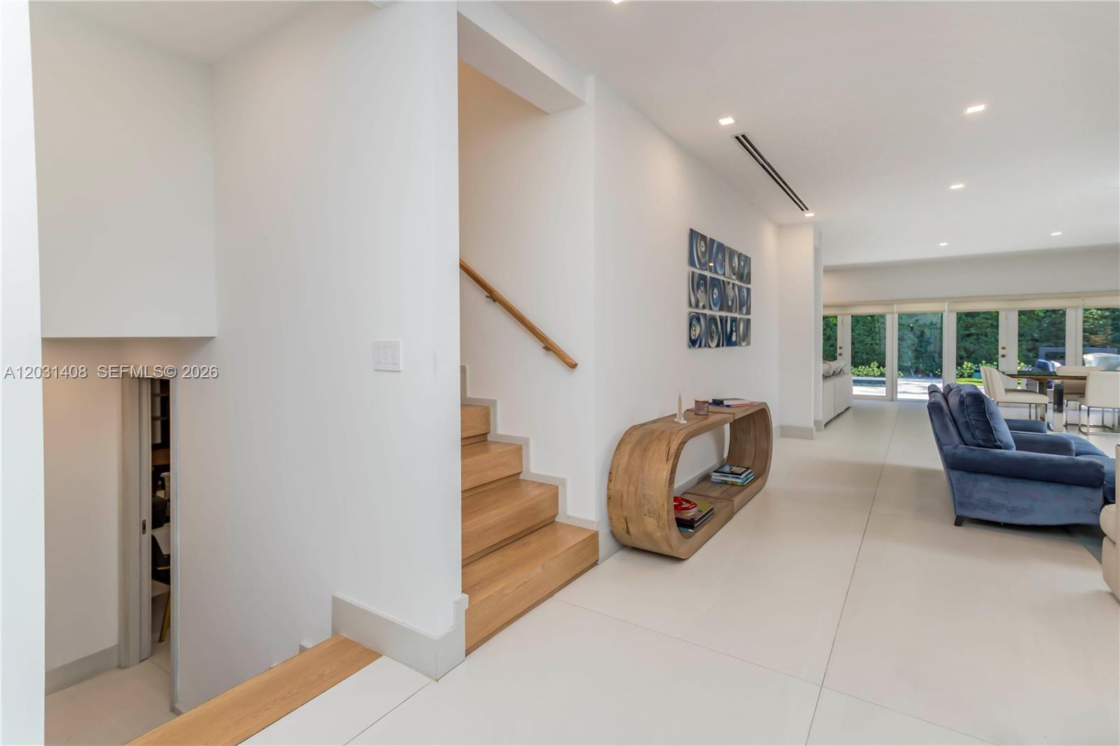 Property photo # 9