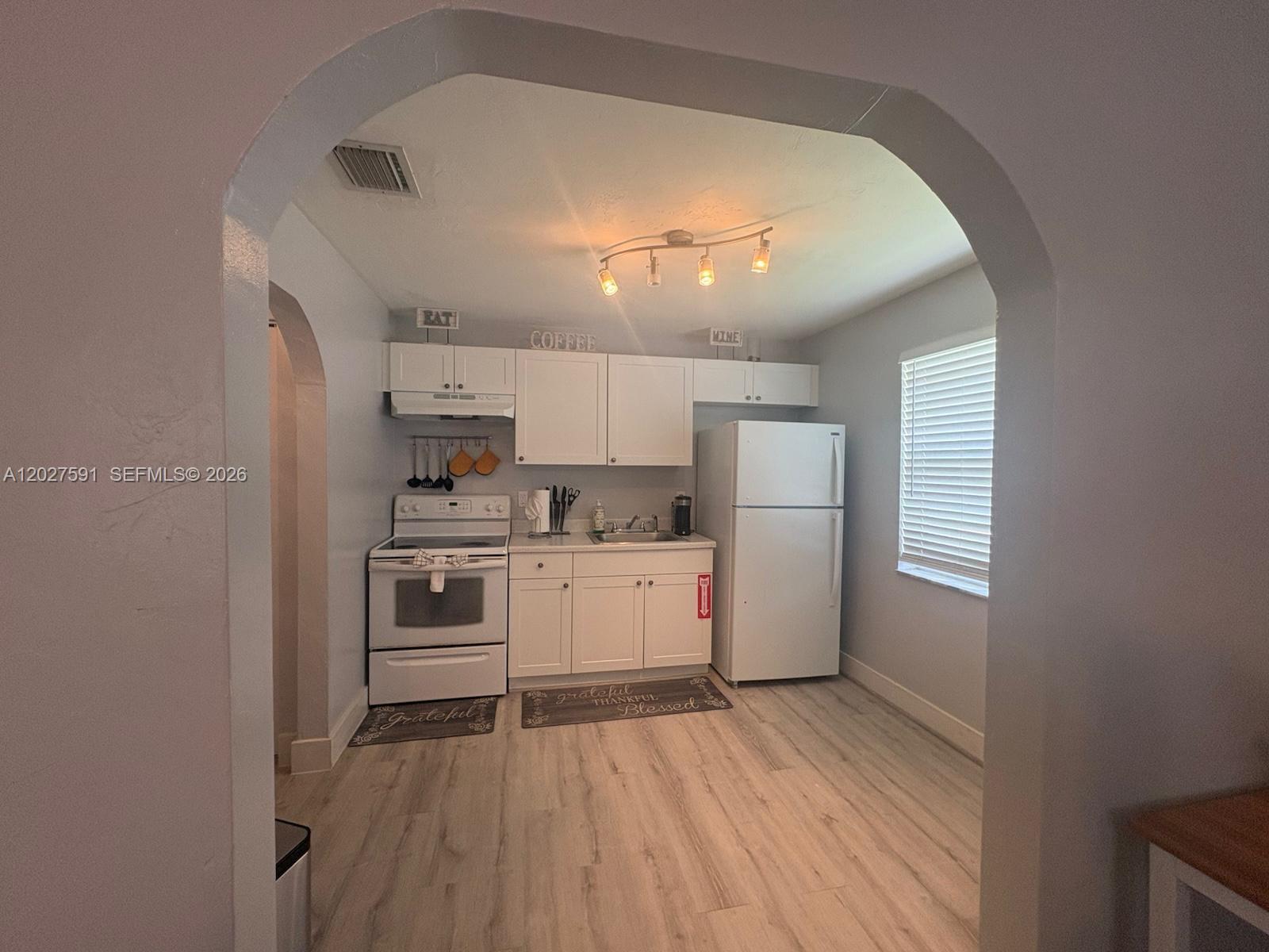 Property photo # 4
