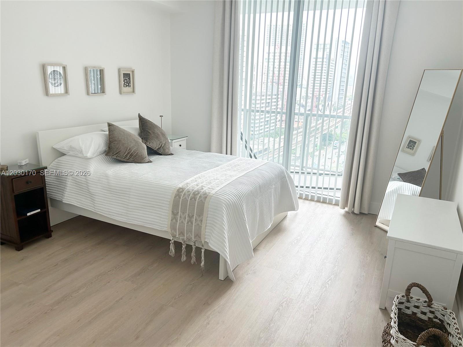 Property photo # 4