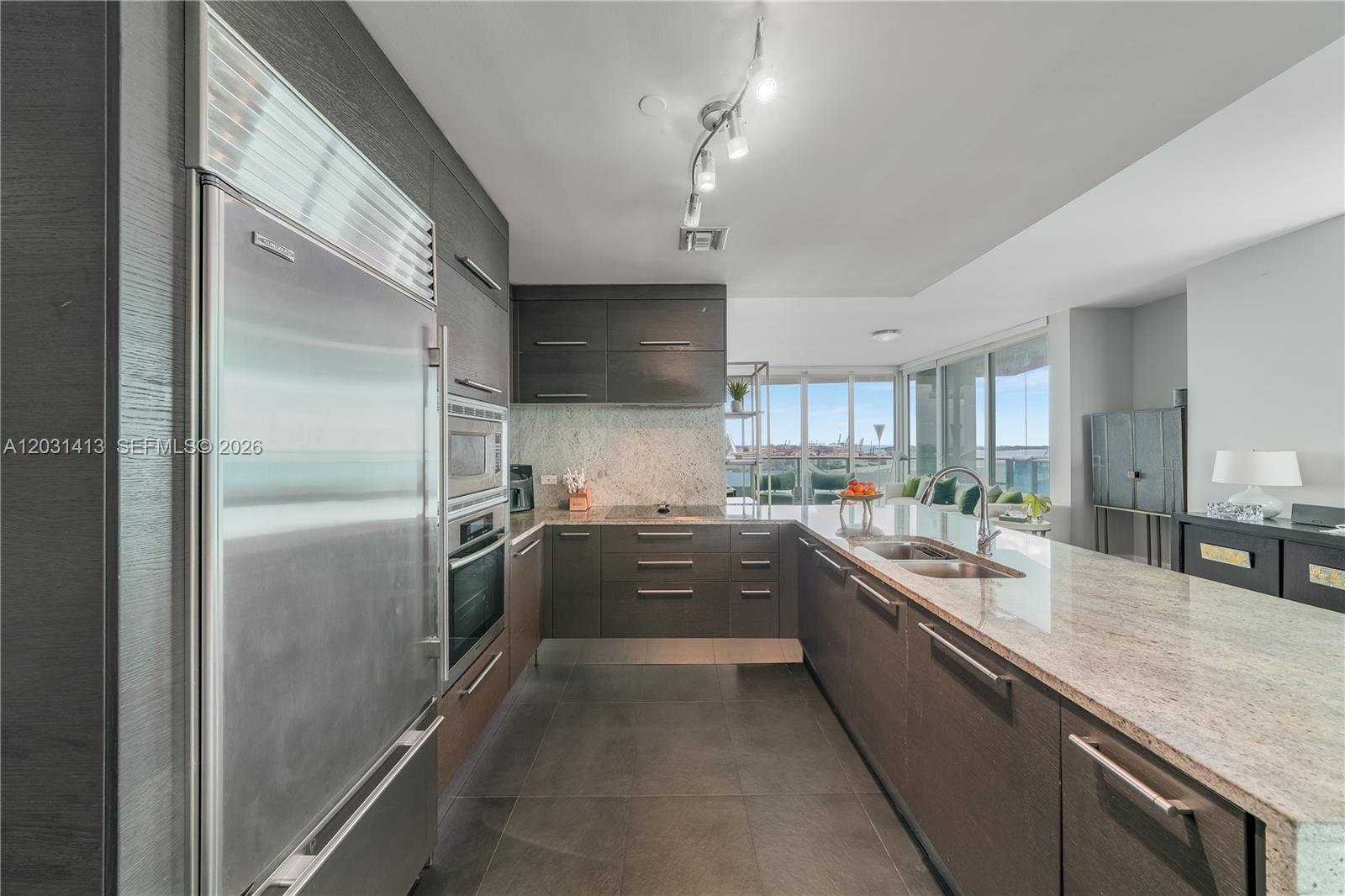 Property photo # 6