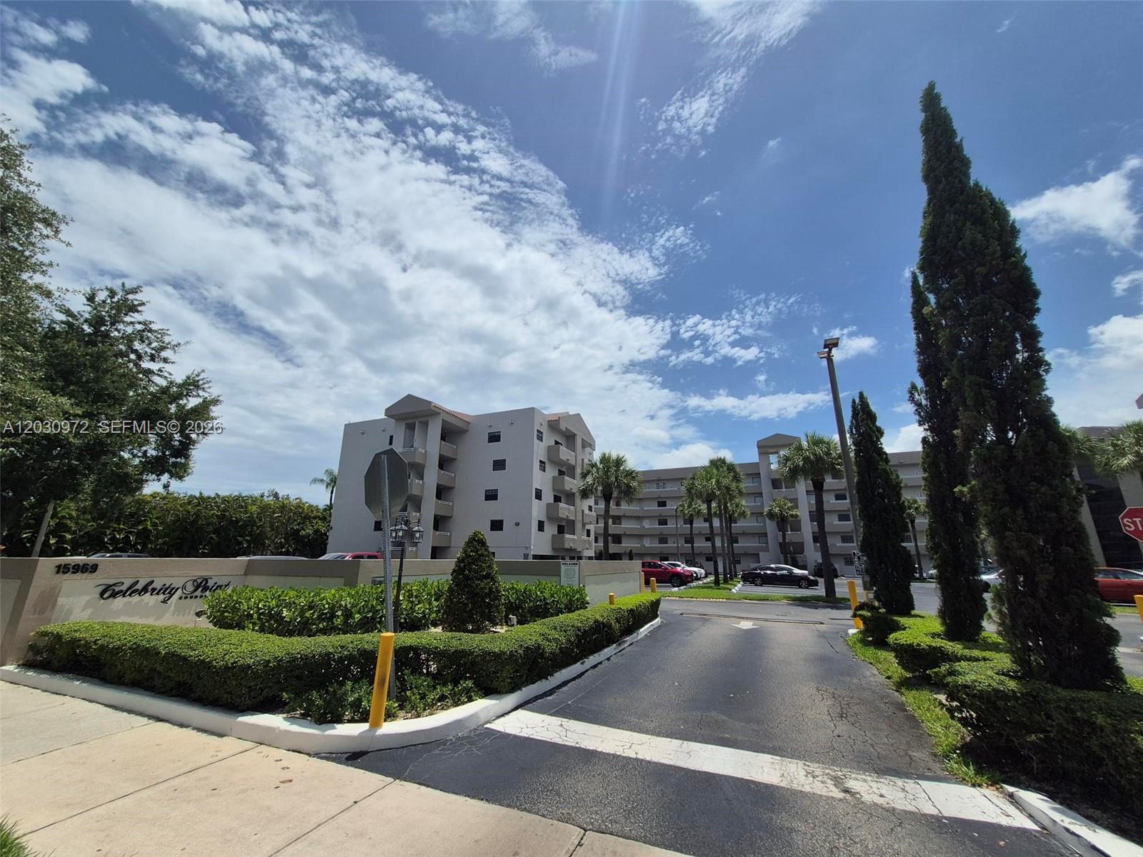 Celebrity Point Condo