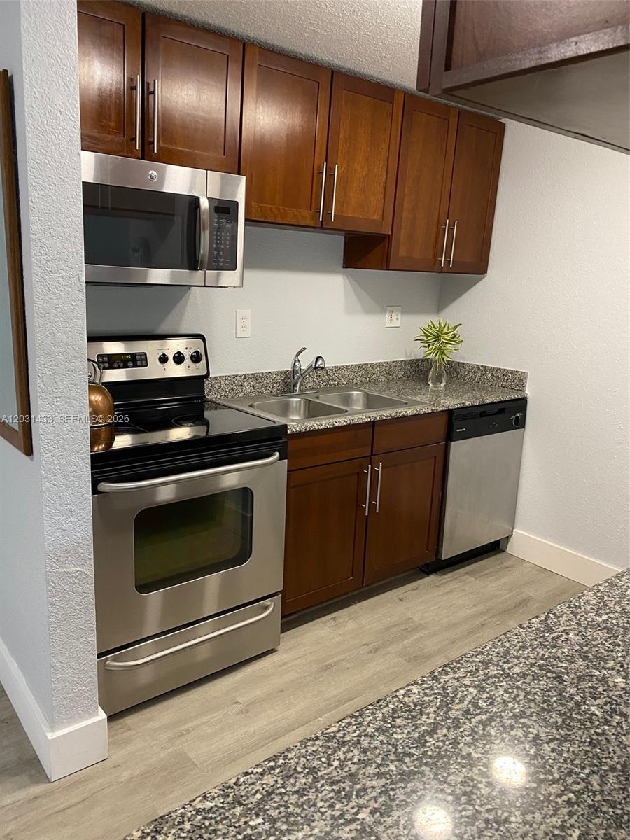 Property photo # 6