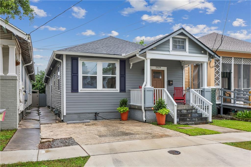 Homes for sale in New Orleans, LA | 2029 Adams St, New Orleans, LA 70118 | MLS# 2560543