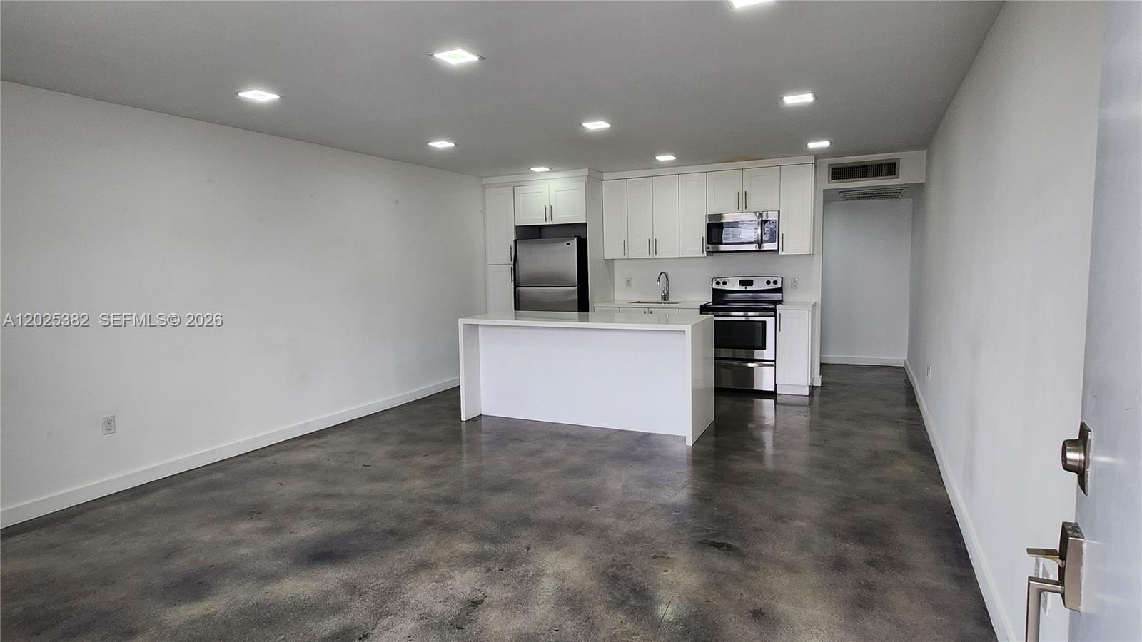 Property photo # 7