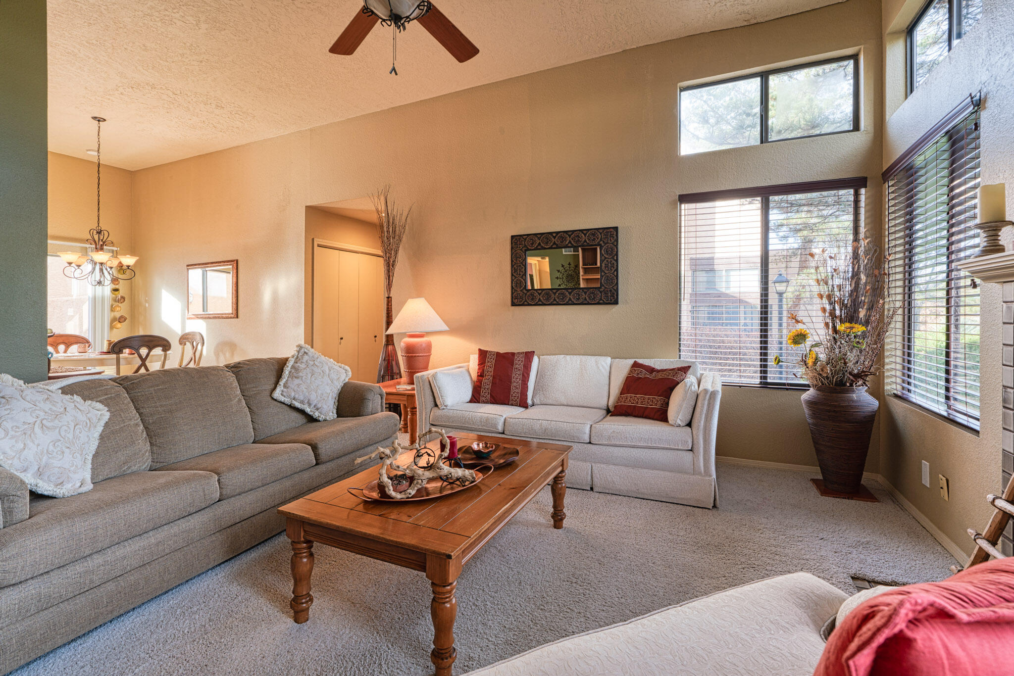 Photo 16 — 10277 Las Casitas Court NE