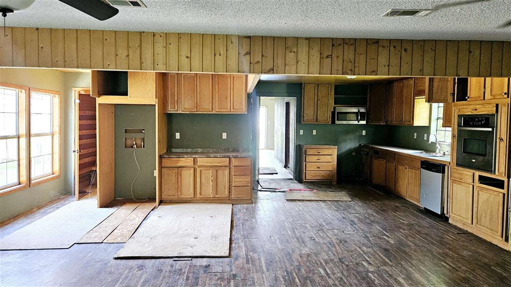 1501 Rose Street — photo 4
