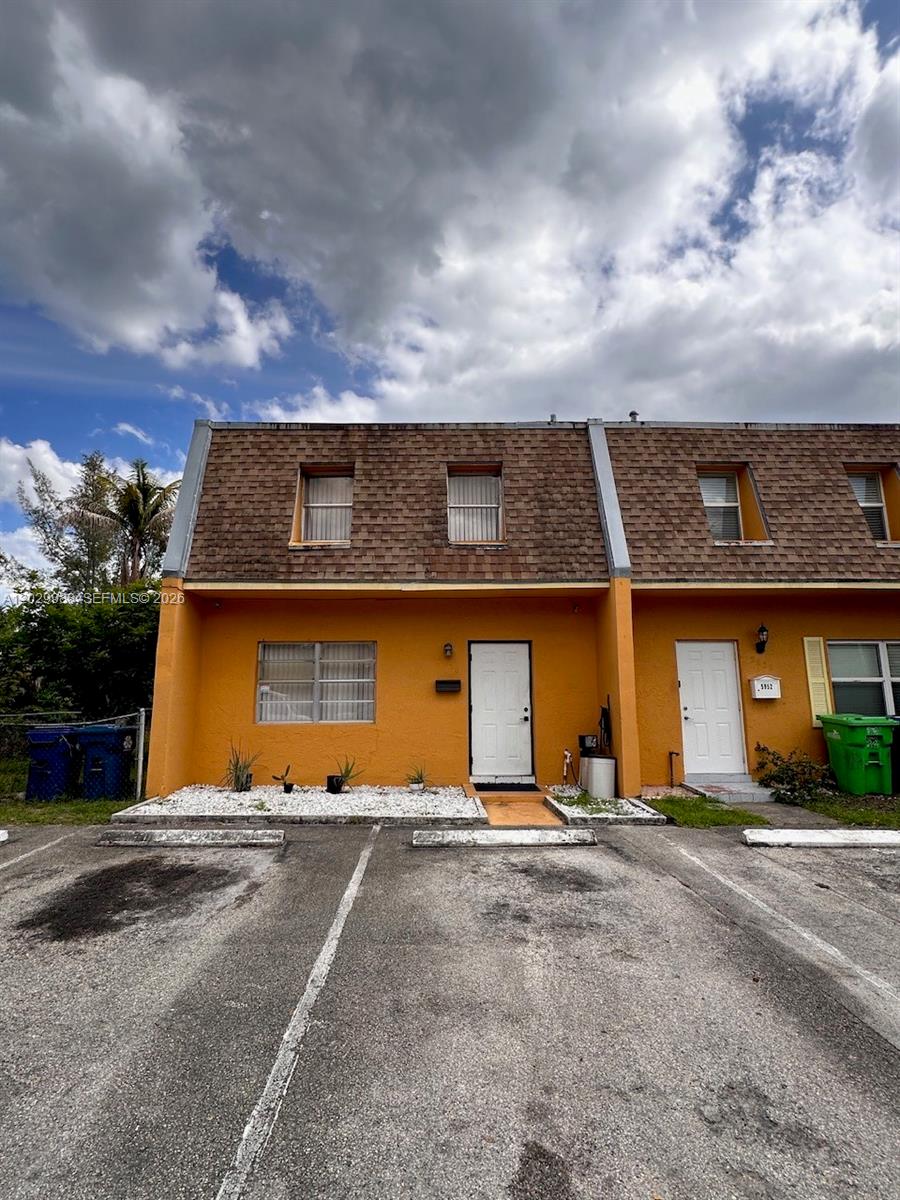 Property photo # 0