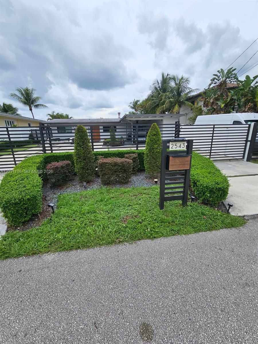 Lauderdale Isles No 2