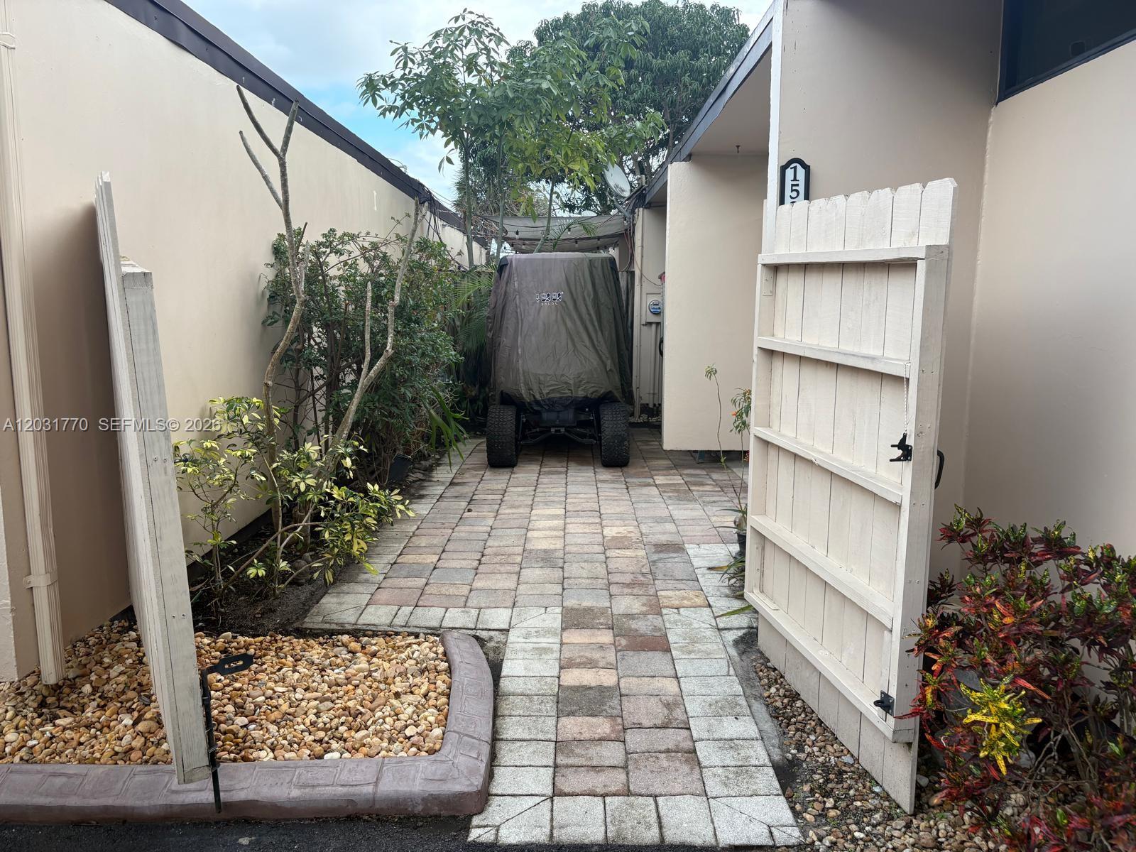 Miami Lakes Cypress Villa