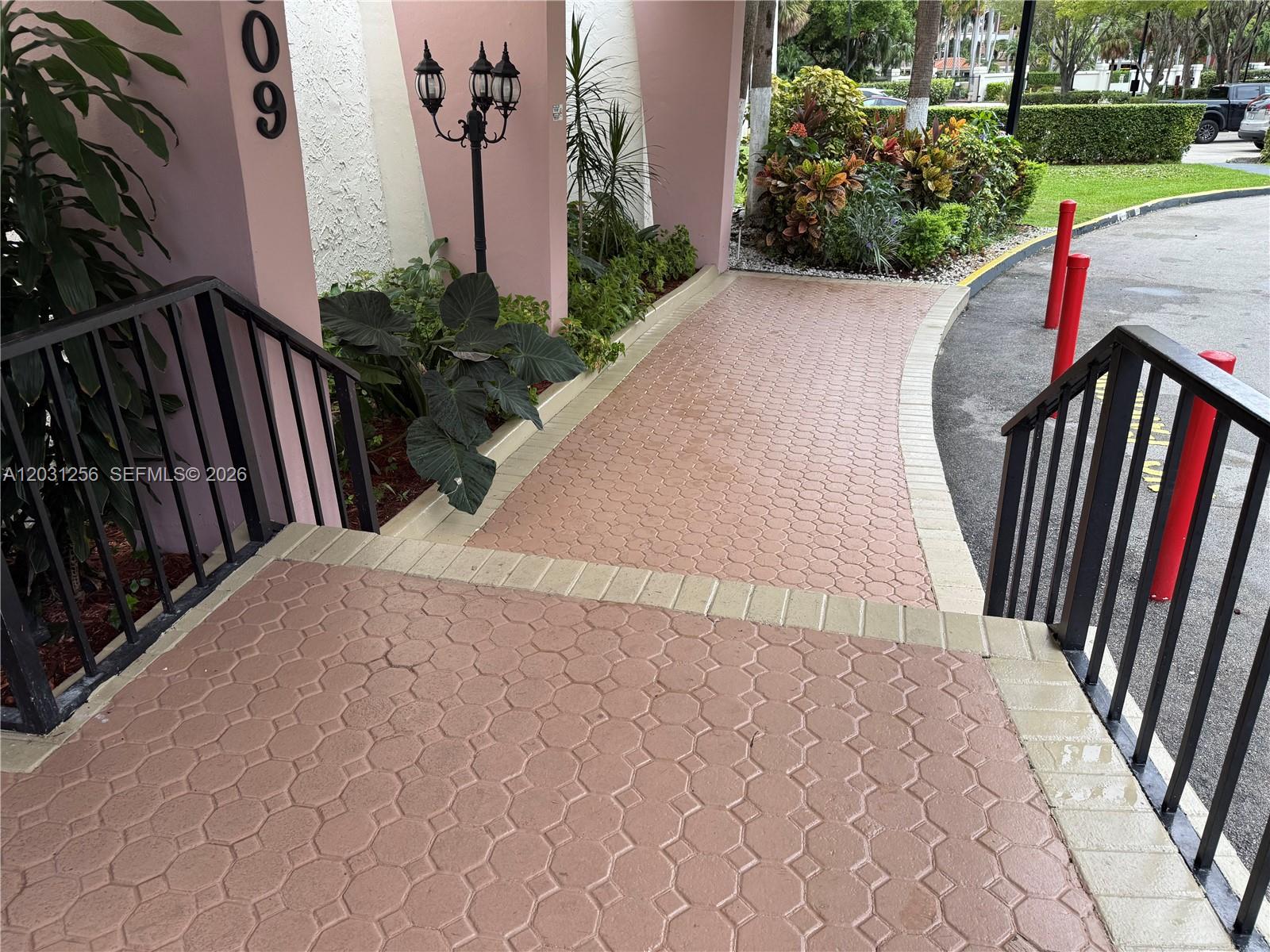 Property photo # 8