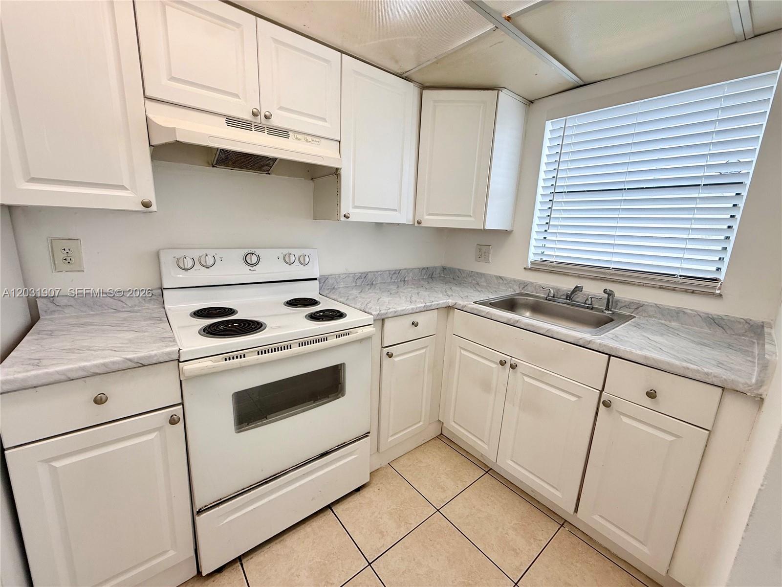 Property photo # 0
