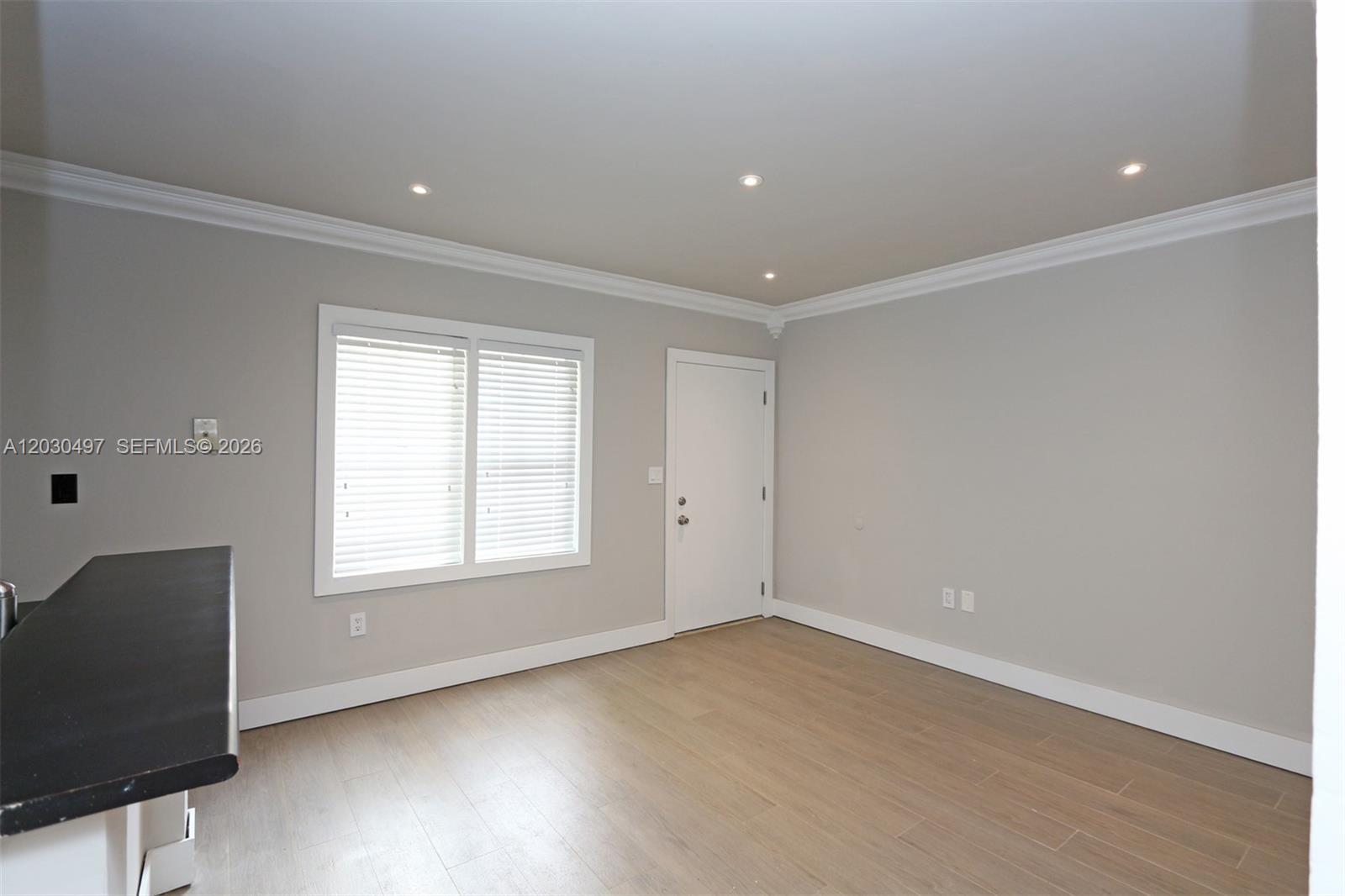 Property photo # 6