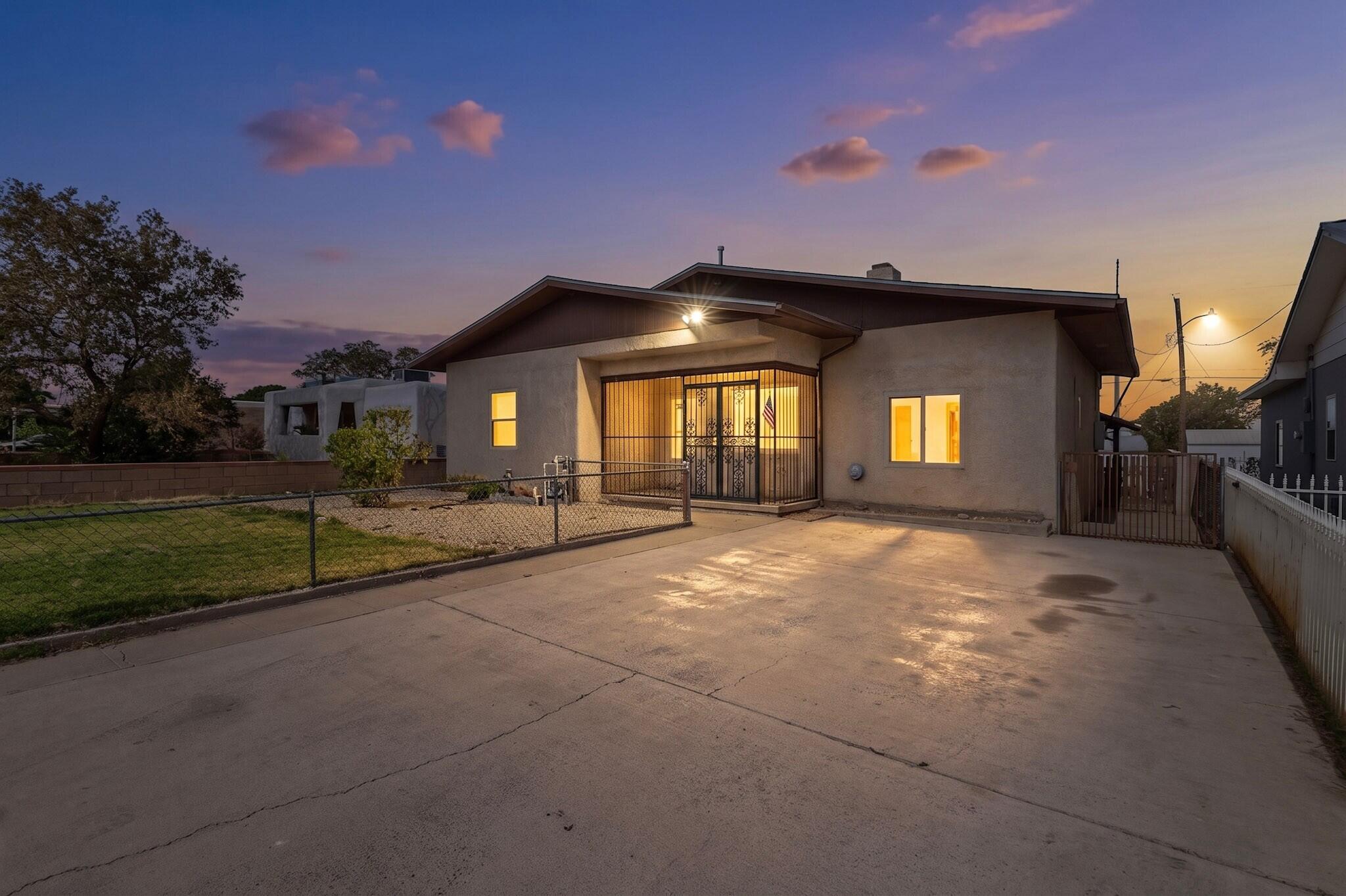 1701 Wilmoore Drive SE Albuquerque, NM 87106