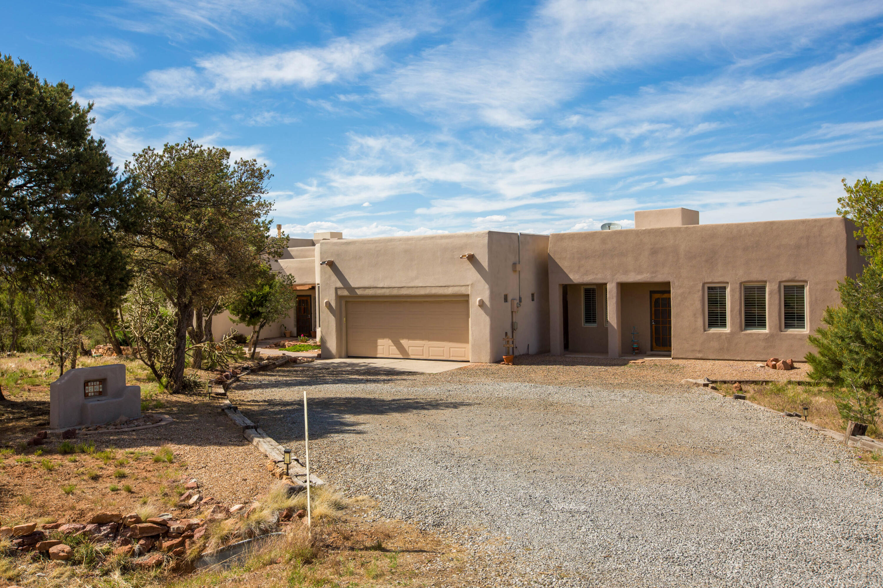 Photo 1 of Single family home for sale at 26 Kiva Pl, Sandia Park, NM 87047 | MLS# 1104898 | Listing updated on 2026-10-03