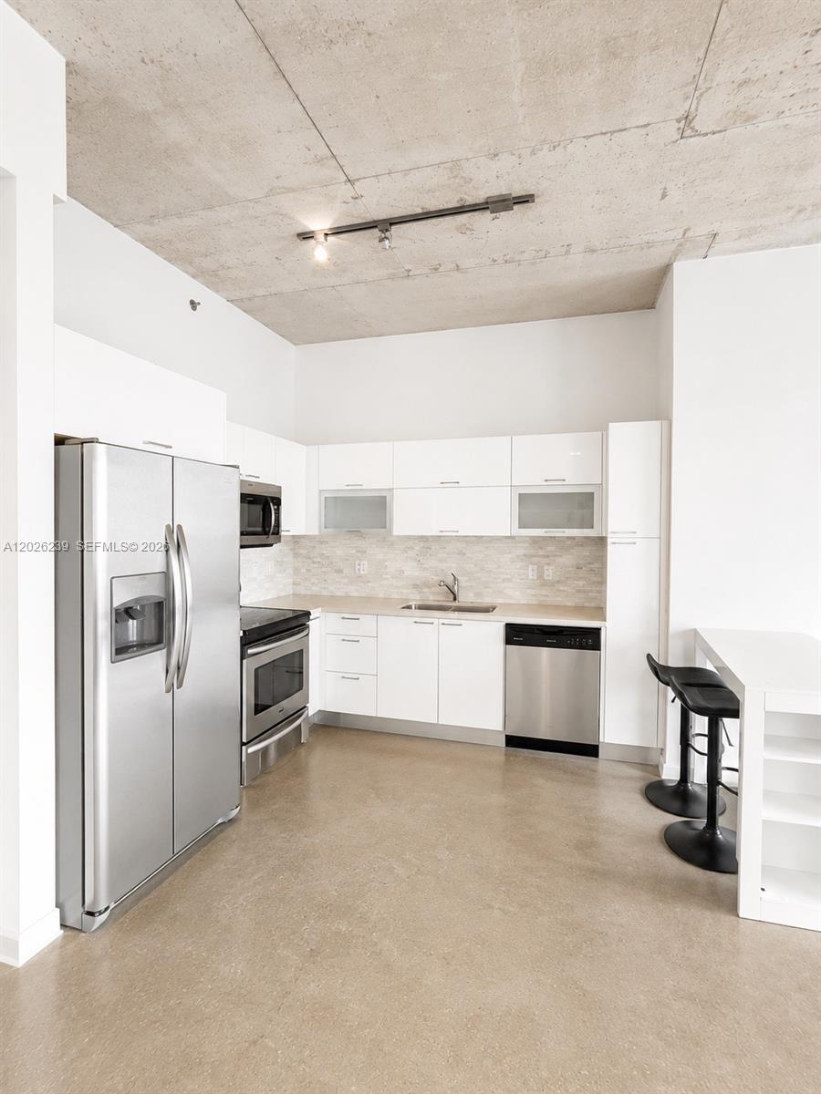Property photo # 3