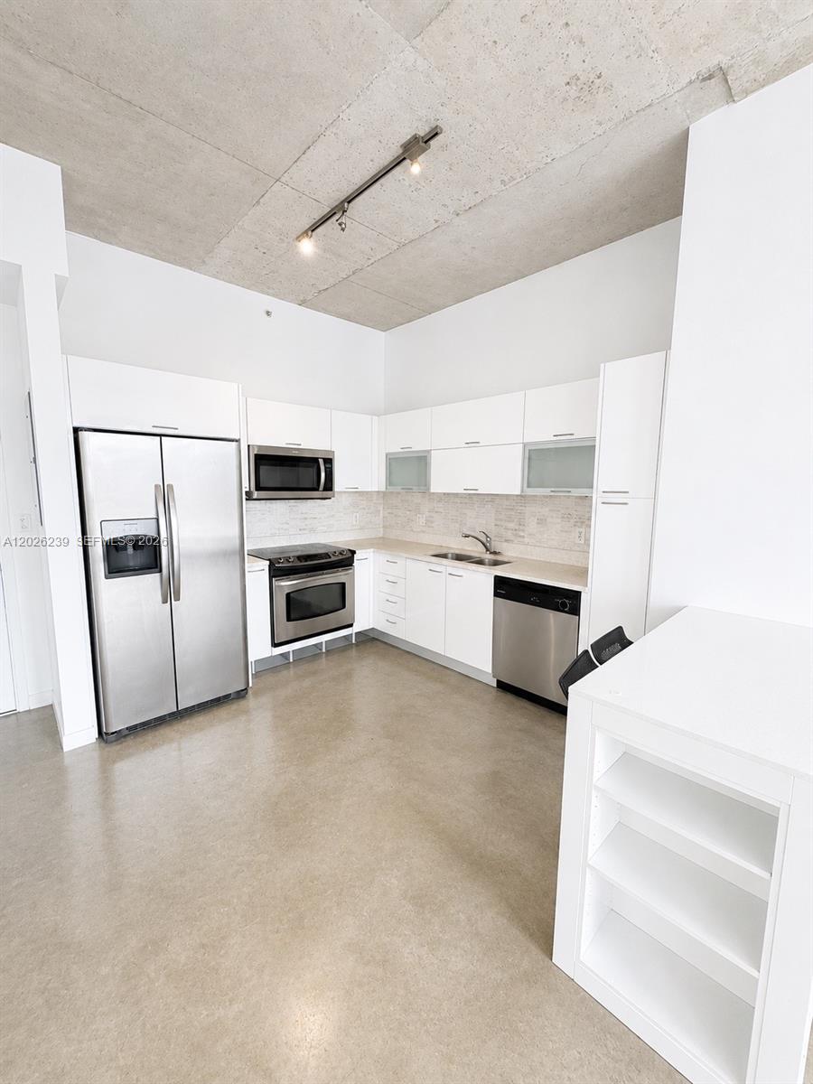 Property photo # 8