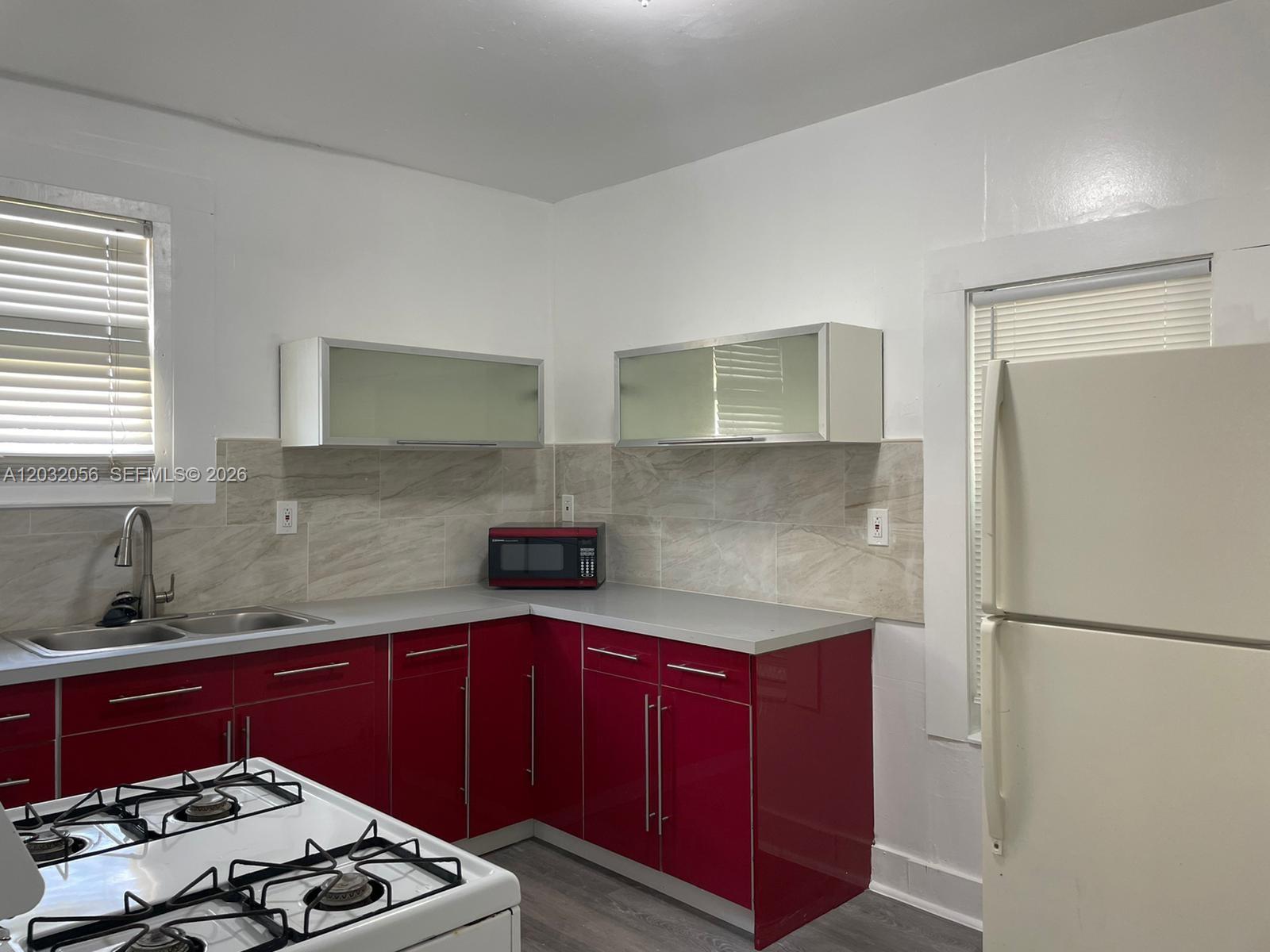 Property photo # 6
