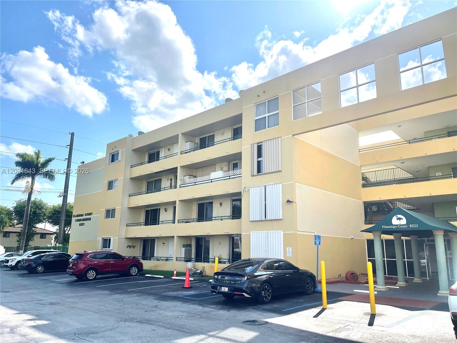 Flamingo Court Condo