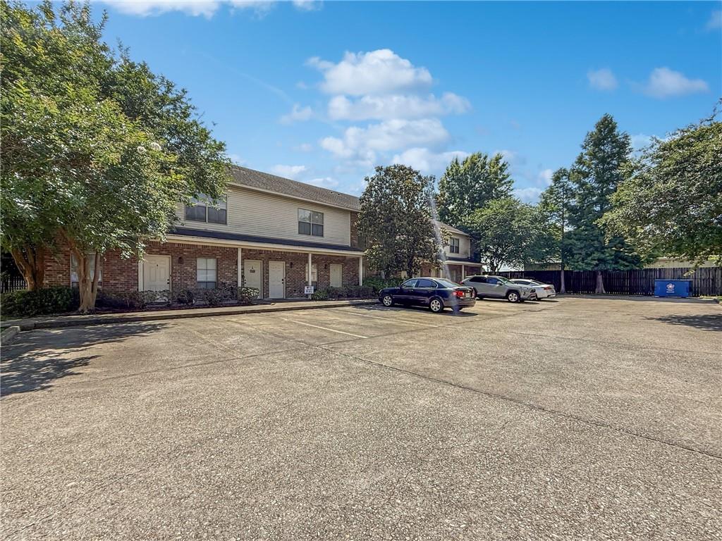 Homes for sale in Baton Rouge, LA | 828 Meadow Bend Dr #H, Baton Rouge, LA 70820 | MLS# 2561313