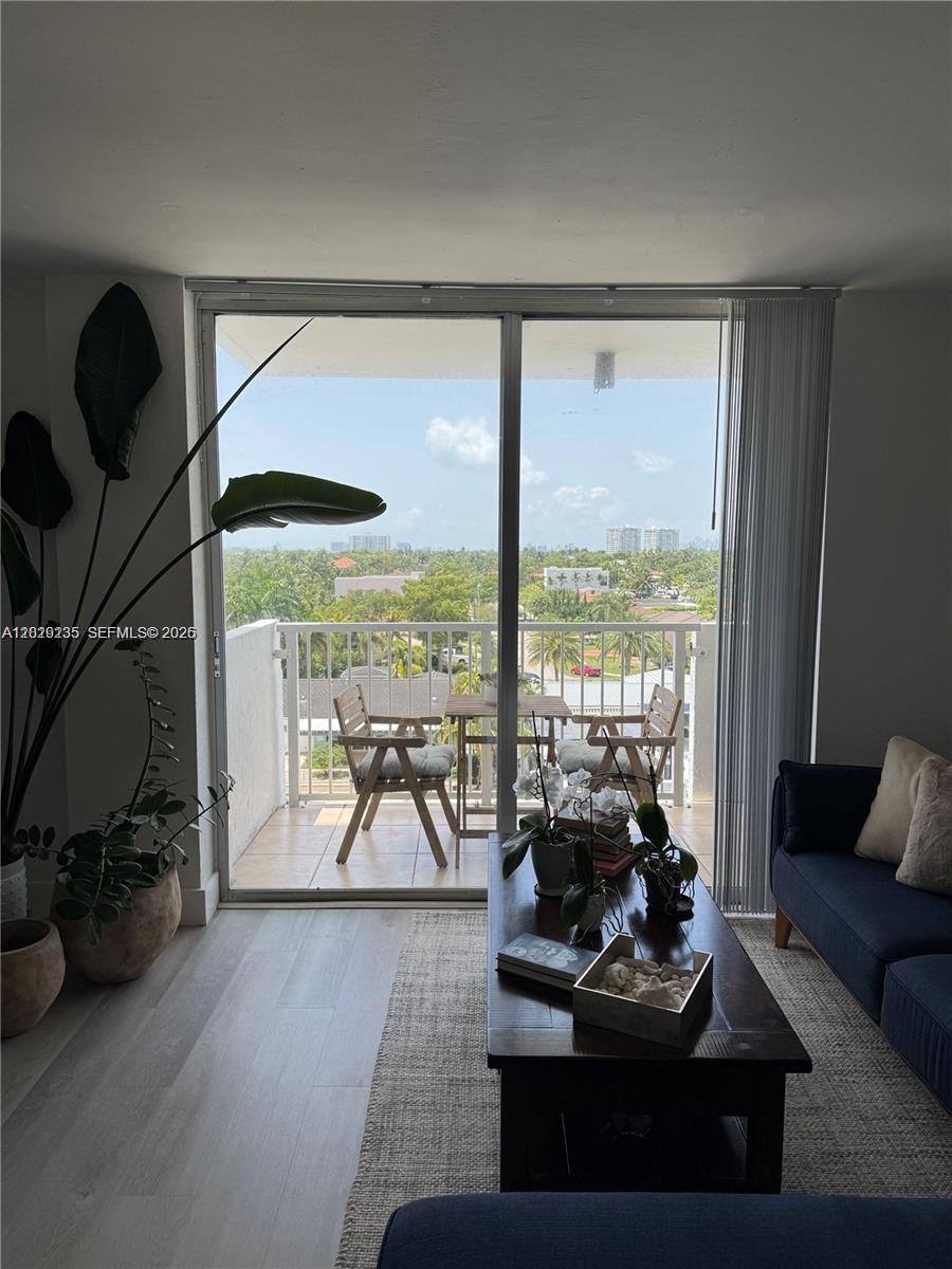 Property photo # 6