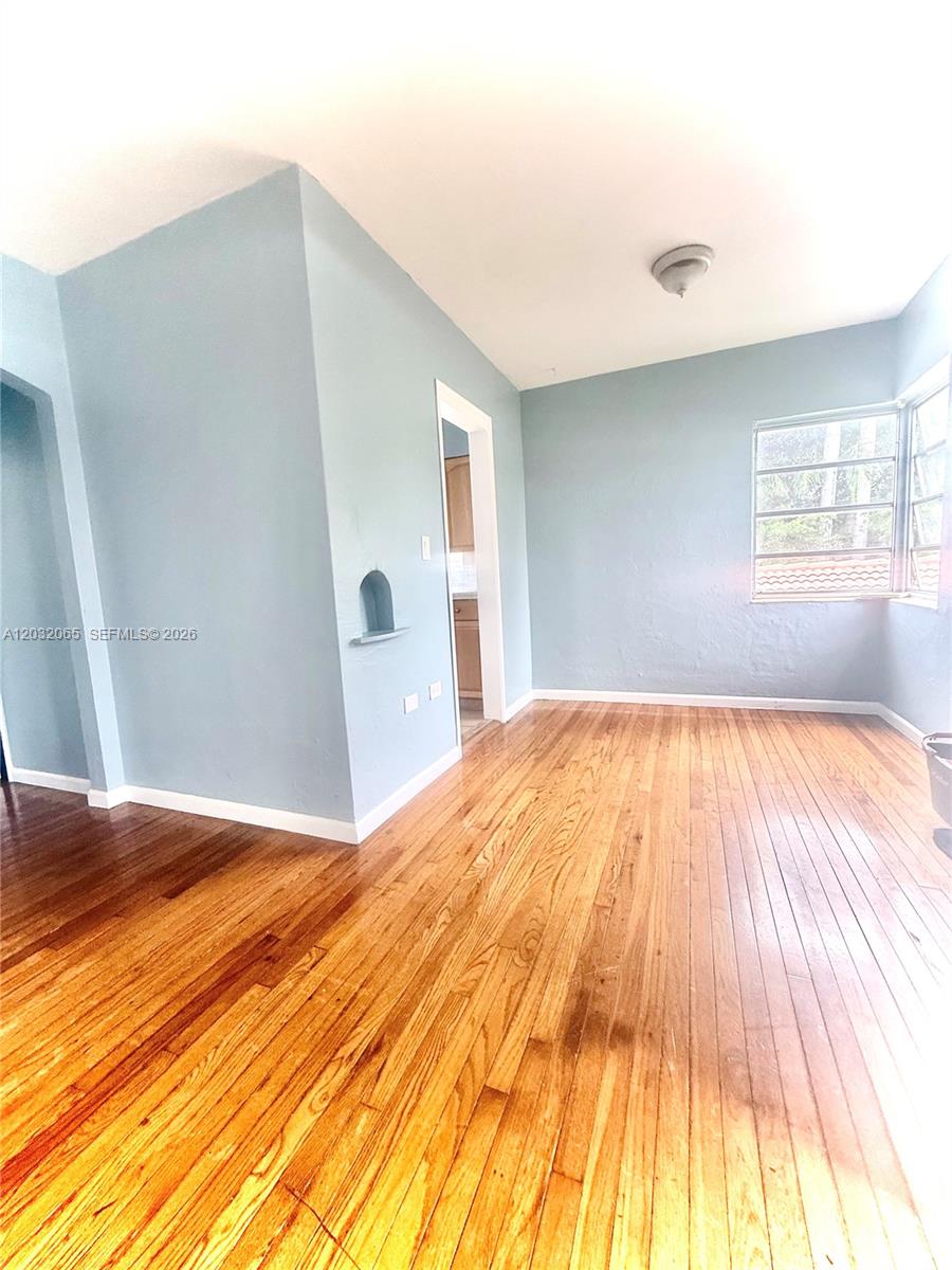 Property photo # 4