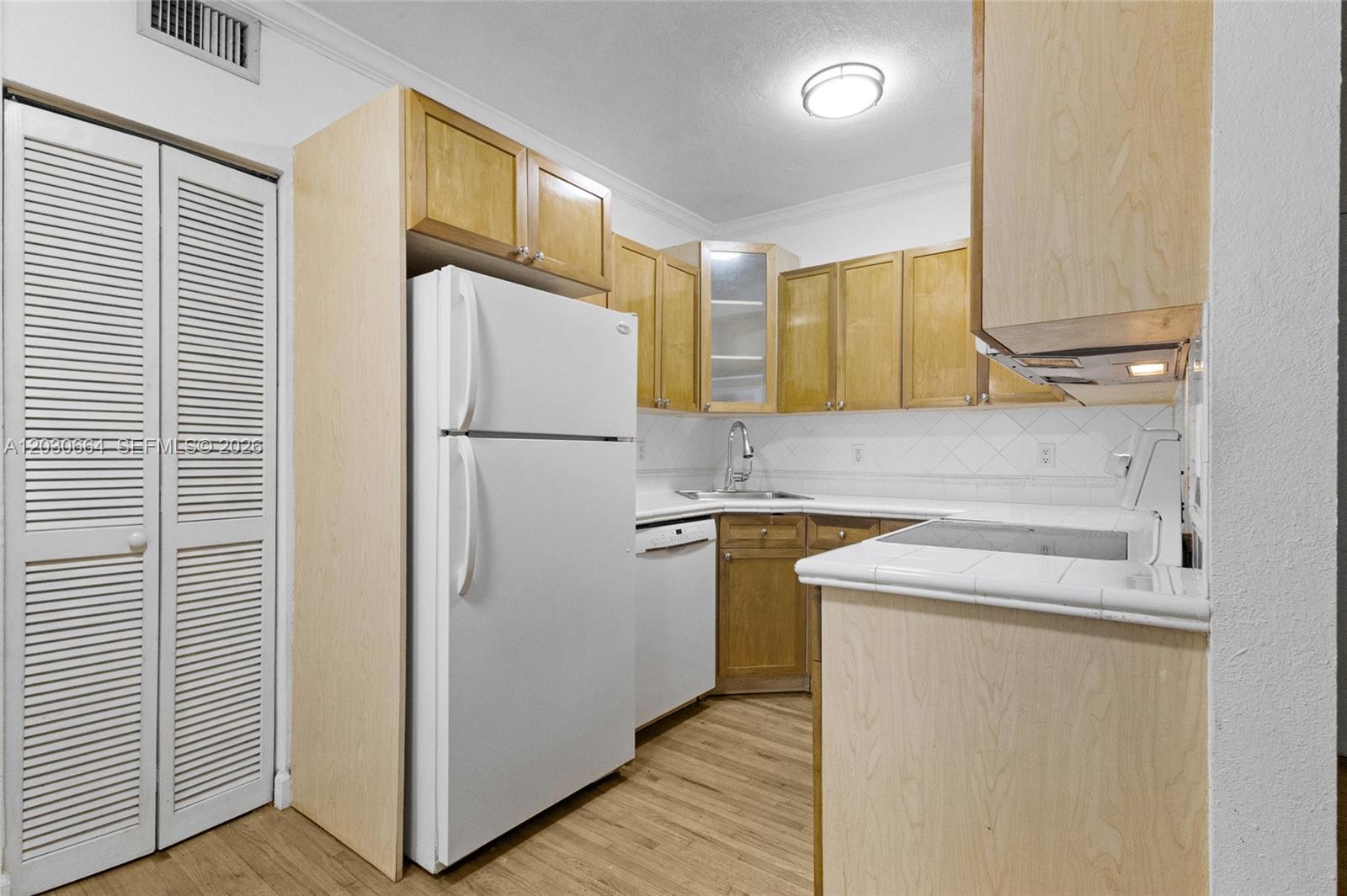 Property photo # 2