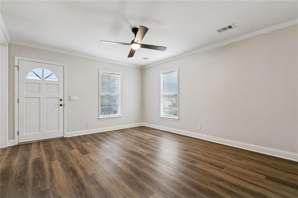 Photo 3 of Single family home for sale at 2202 Stander Pl, Chalmette, LA 70043 | MLS# 2561570 | Listing updated on 2026-09-18
