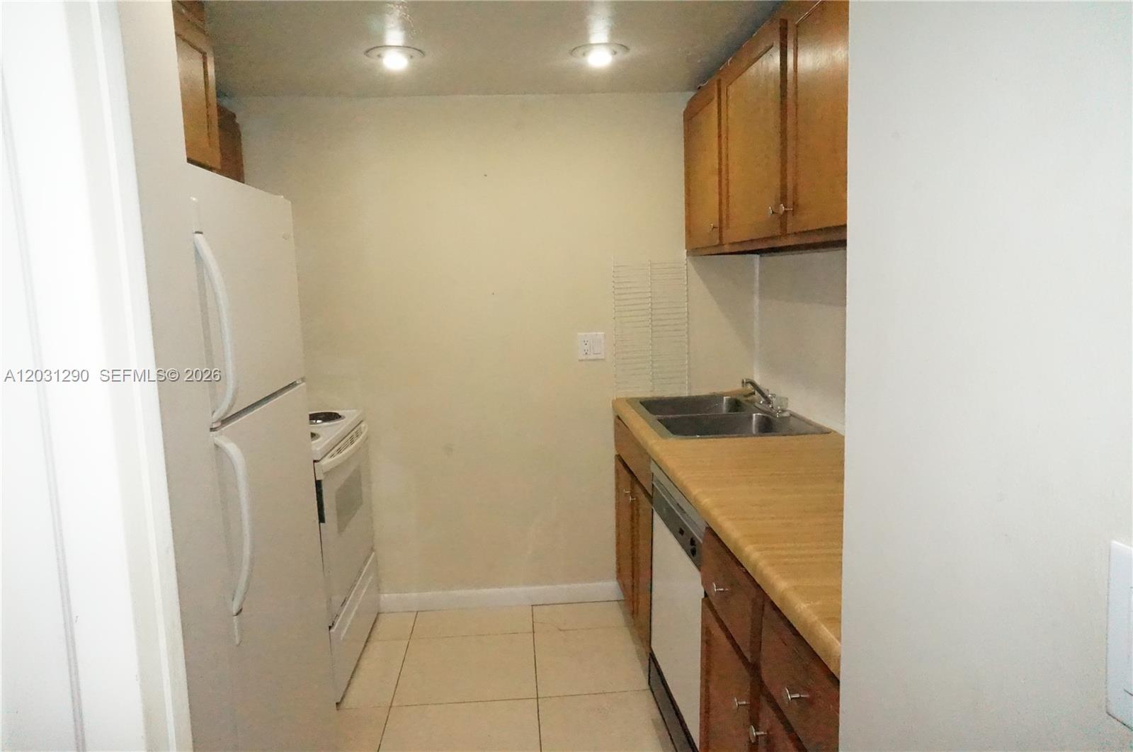 Property photo # 2