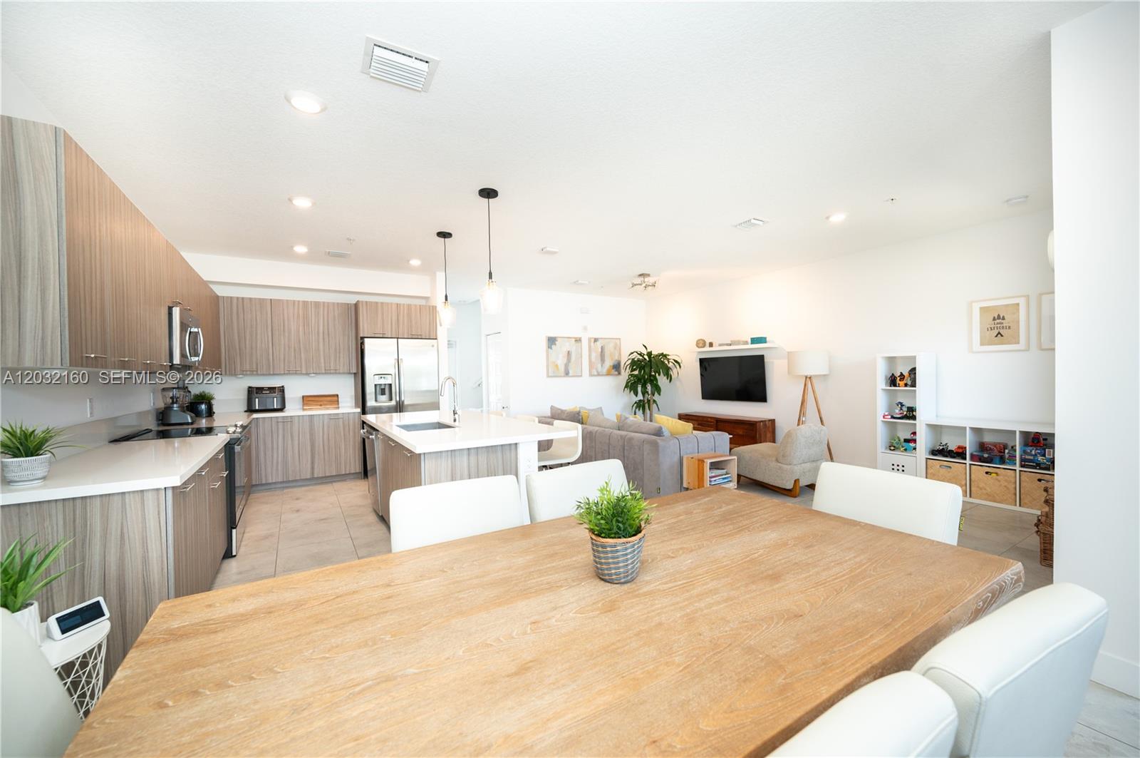 Property photo # 2