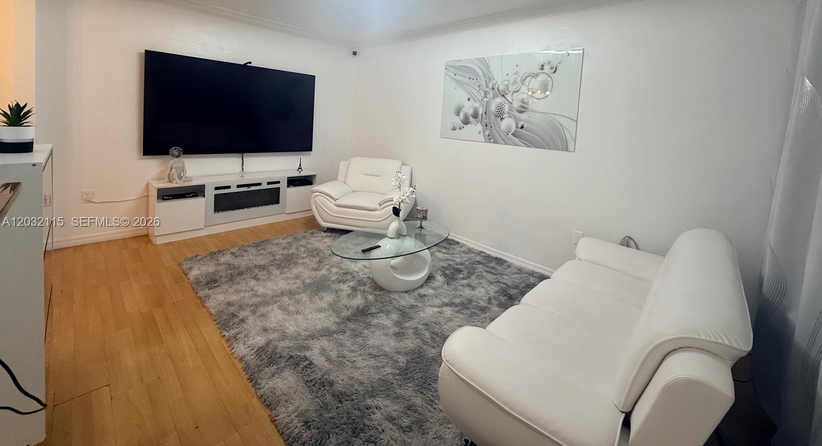Property photo # 4