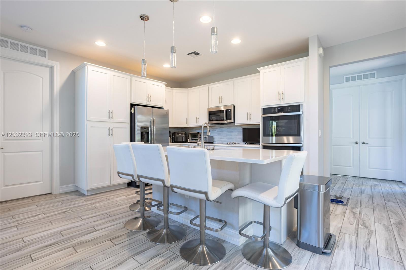 Property photo # 2