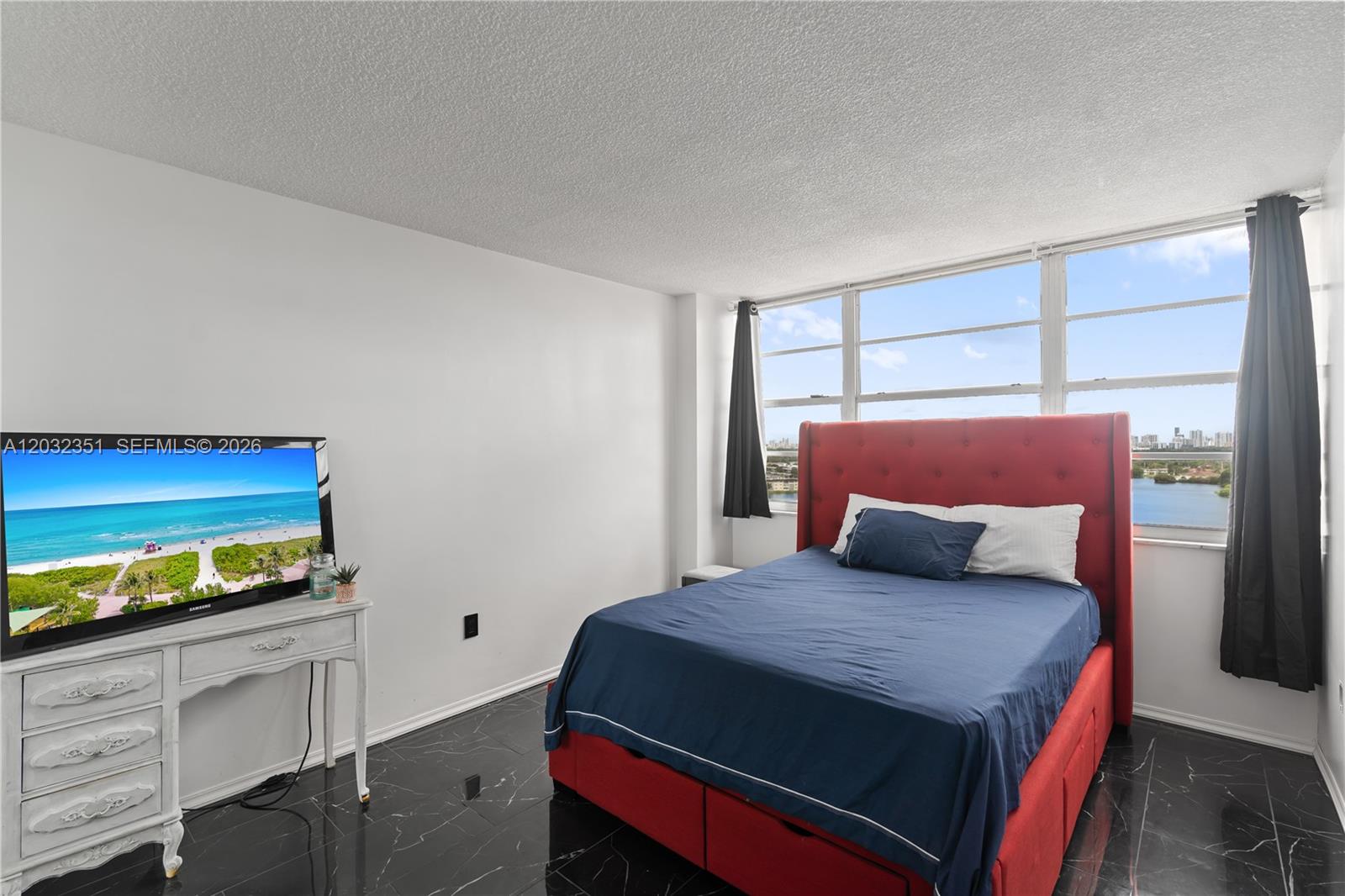 Property photo # 6