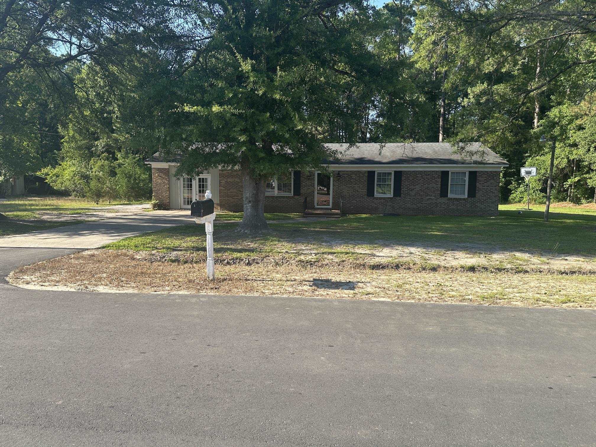 6147 Hughes Ln. Conway, SC 29526