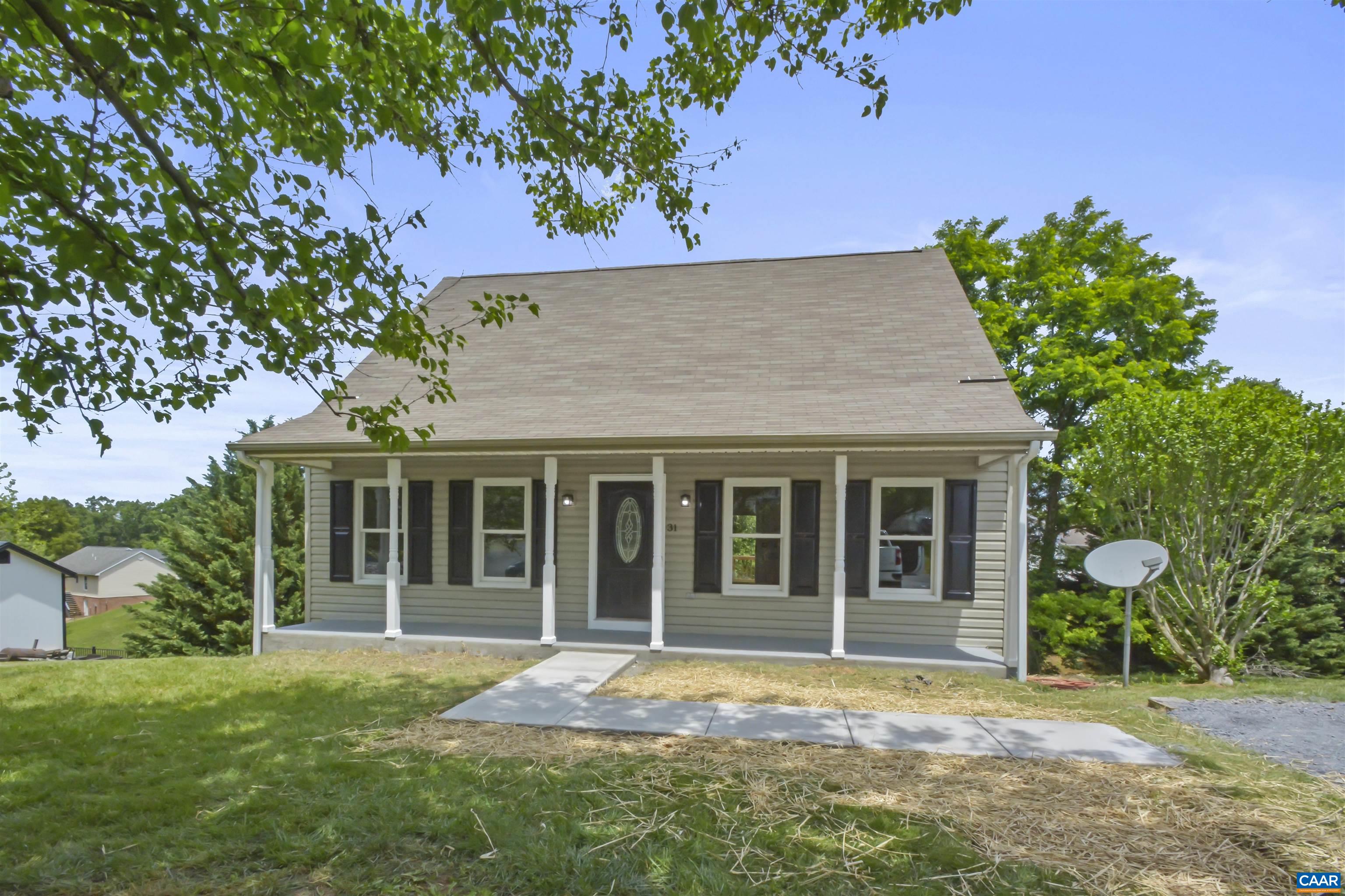 31 HILLANDALE DR, Staunton, VA 24401