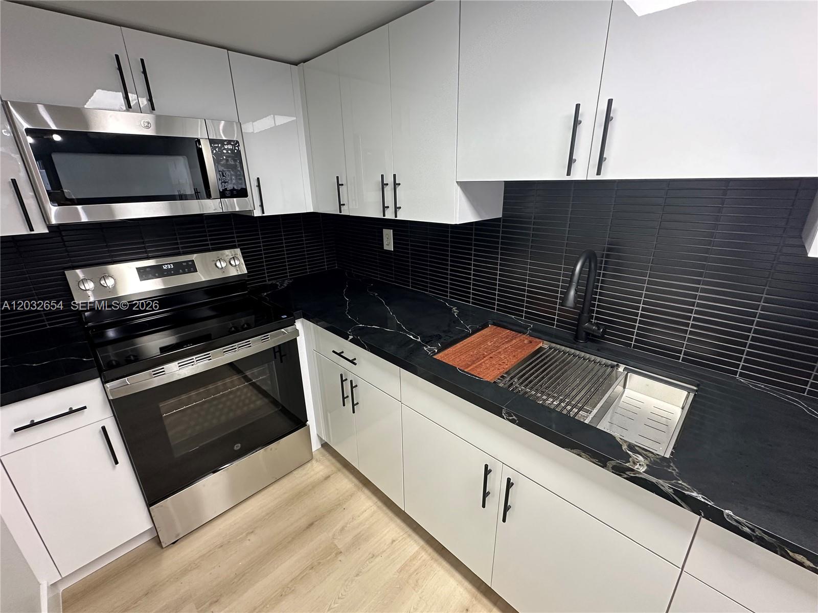 Property photo # 9