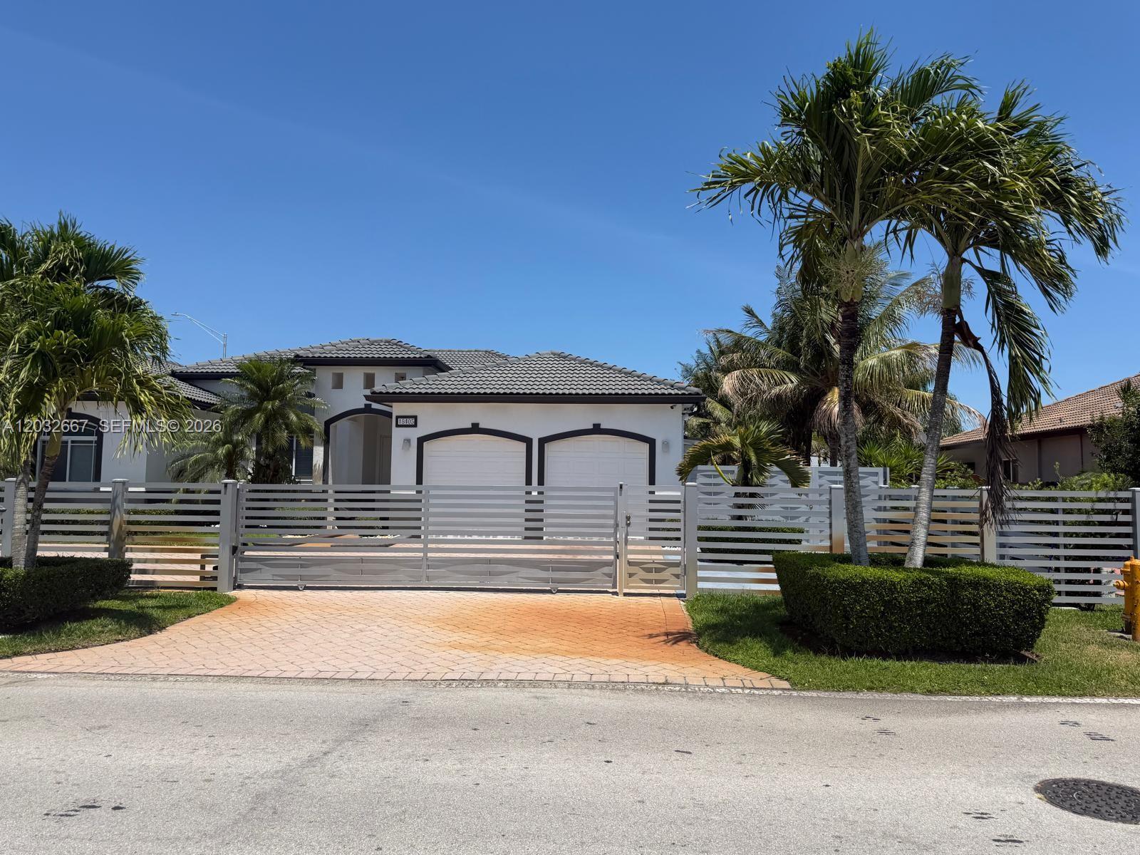 Property photo # 0