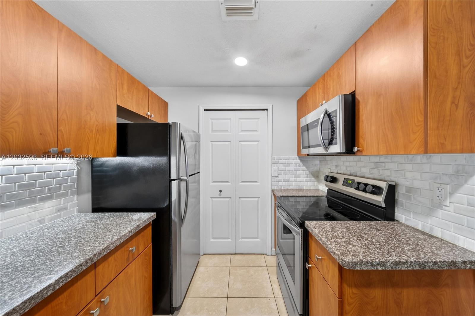 Property photo # 9