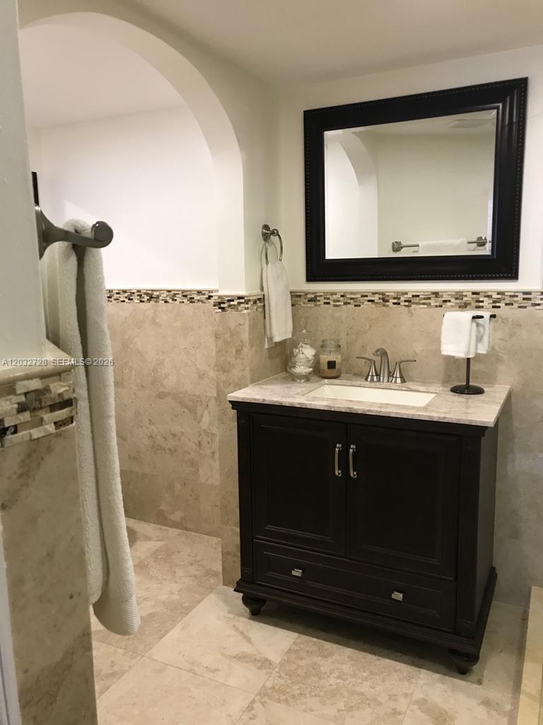 Property photo # 6