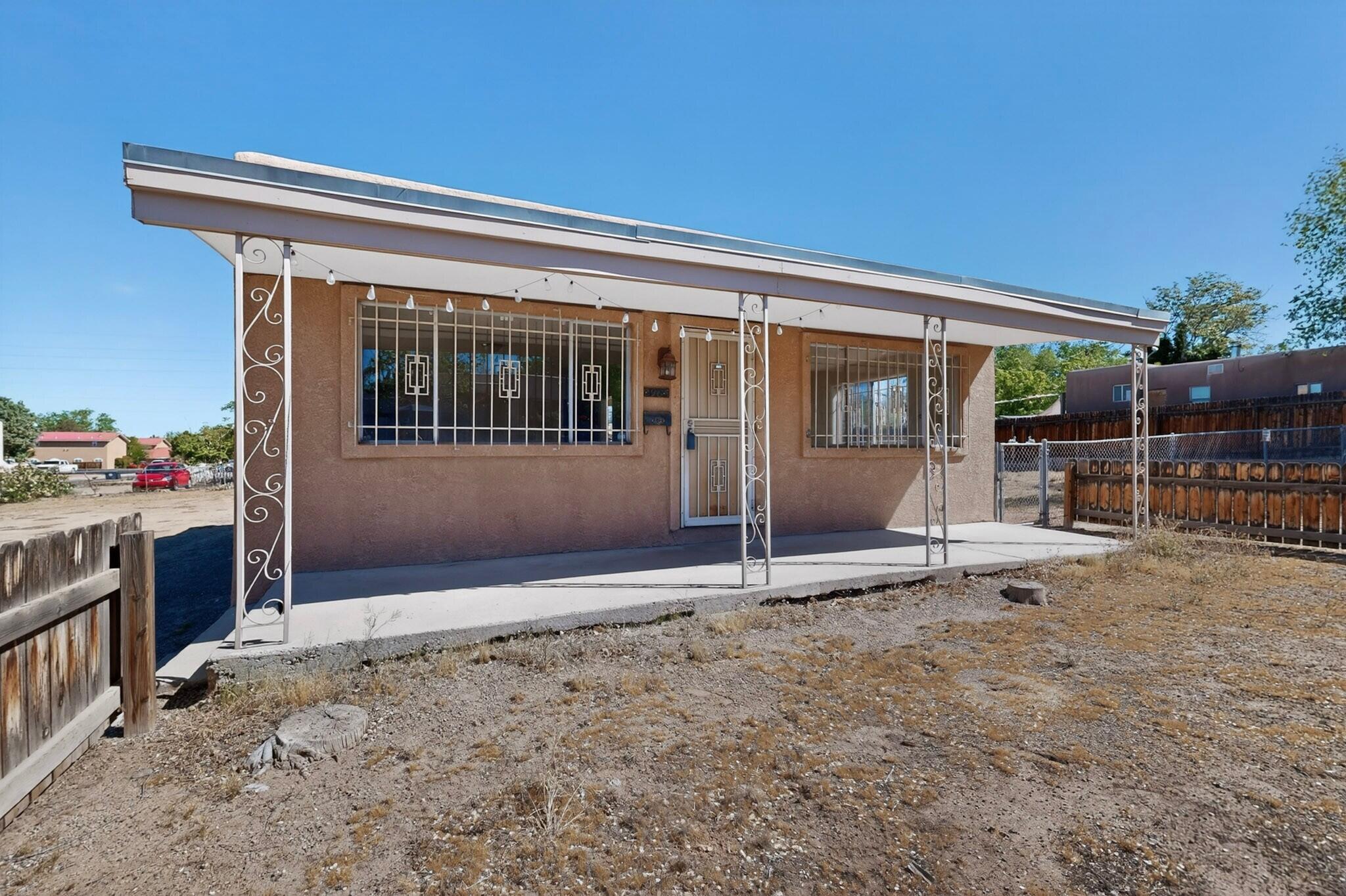 Photo 2 of Single family home for sale at 2905 Burton Ave Se, Albuquerque, NM 87106 | MLS# 1105046 | Listing updated on 2026-10-21
